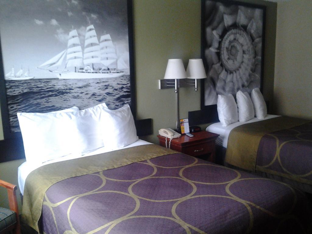 Super 8 By Wyndham Panama City Exterior foto